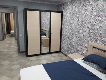 Фото номера Апартаменты с 2 спальнями Апартаменты 3 х.ком.квартира в центре на стрелке г. Усть-Каменогорск 75