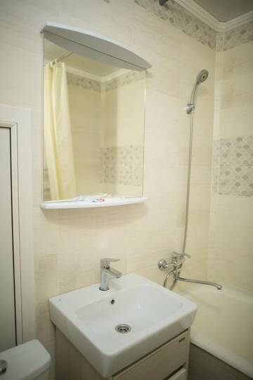 Фото номера Апартаменты Апартаменты Apartment on Dobrolyubova 39 г. Усть-Каменогорск 17