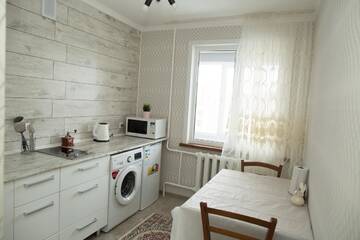 Фото номера Апартаменты с 2 спальнями Апартаменты ApartLux on Krasina-Abay Street г. Усть-Каменогорск 18