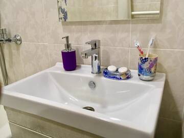 Фото номера Апартаменты с 2 спальнями Апартаменты ApartLux on Krasina-Abay Street г. Усть-Каменогорск 40