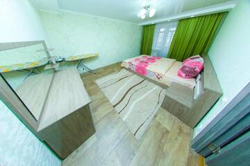 Фото номера Апартаменты с видом на горы Апартаменты Apartment on Republic Square г. Усть-Каменогорск 12