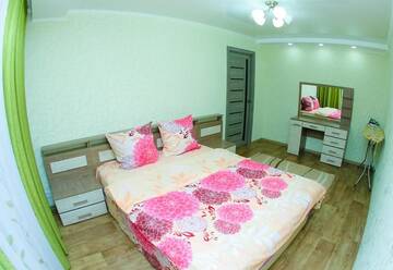Фото номера Апартаменты с видом на горы Апартаменты Apartment on Republic Square г. Усть-Каменогорск 28