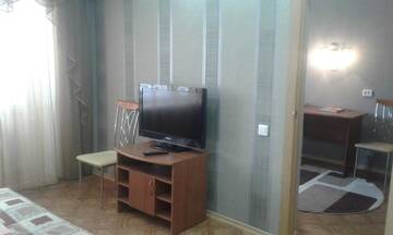 Фото номера Люкс с 1 спальней Отель Tourist Hotel г. Усть-Каменогорск 4