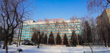 Фото номера Апартаменты с 2 спальнями Апартаменты 1 комнатная квартира, люкс, в центре города г. Усть-Каменогорск 25