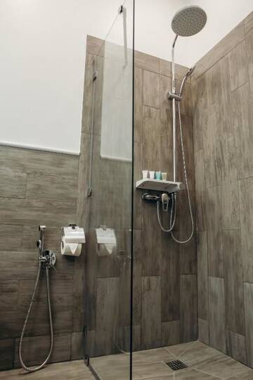 Фото номера Бюджетный двухместный номер с 1 кроватью Отель 7 Boutique Hotel г. Усть-Каменогорск 8