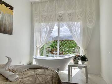 Фото Отель 7 Boutique Hotel г. Усть-Каменогорск 1